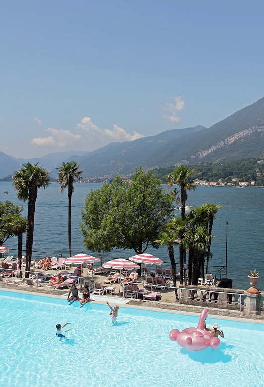 1.06 Italy, Lake Como; Grand Hotel Villa Serbelloni; Poolside