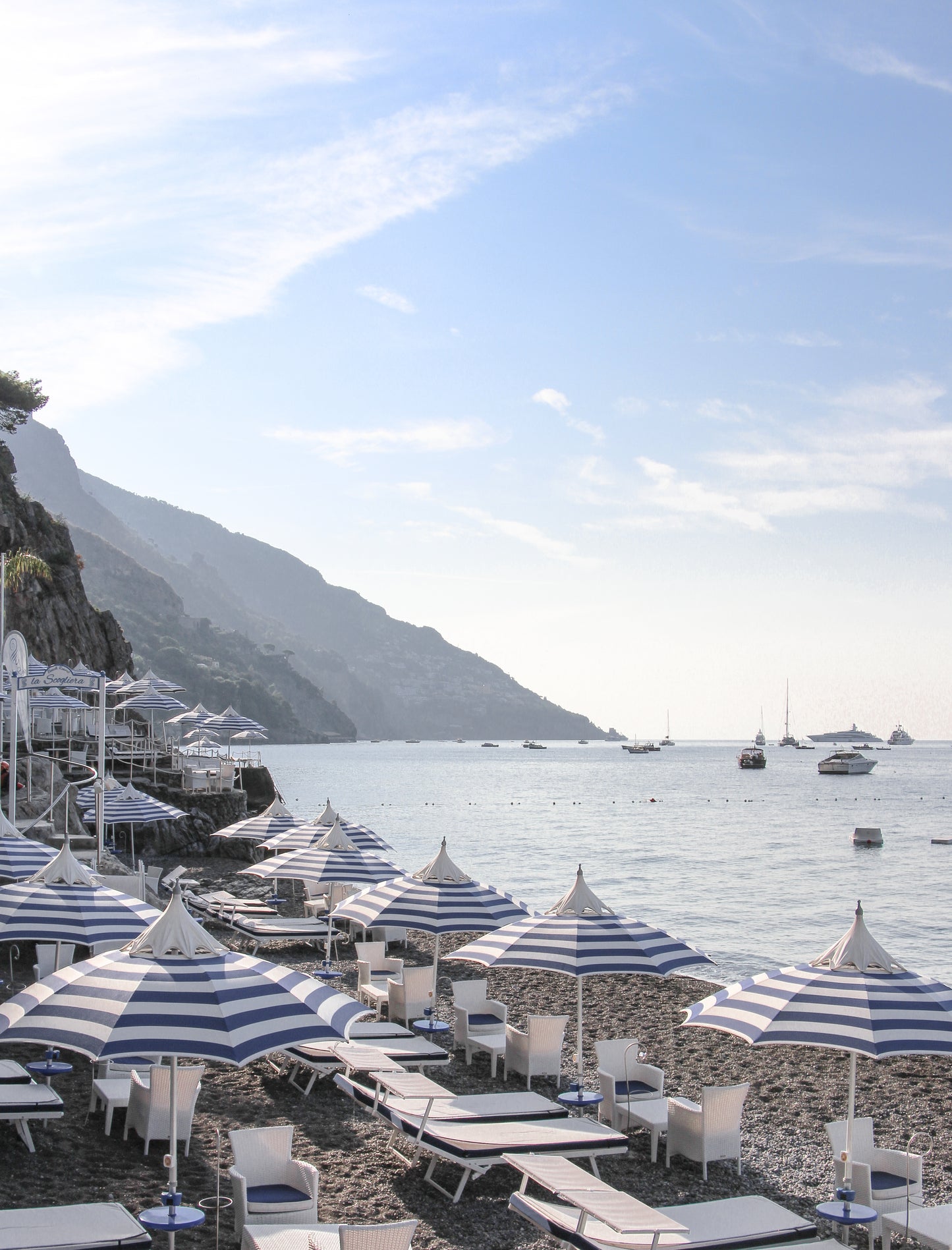 1.03 Italy, Positano; Music on the Rocks